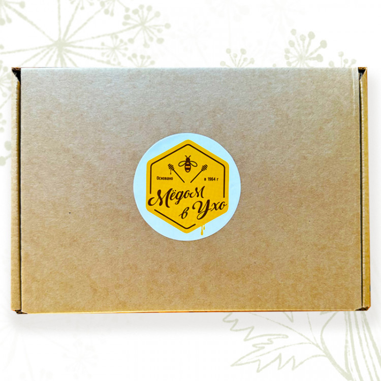 Подарочная коробка